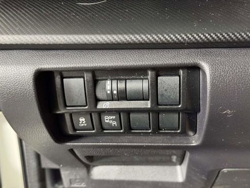 Used 2022 Subaru Impreza 2.0i Premium AWD/4WD image 19