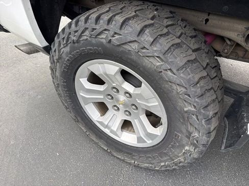 Used 2018 Chevrolet Silverado 1500 LTZ Z71 w/ LTZ Plus Package image 16