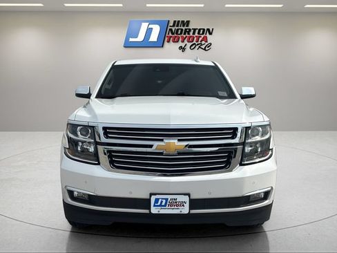 Used 2017 Chevrolet Tahoe Premier RWD image 2
