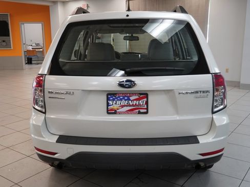 Used 2013 Subaru Forester 2.5X AWD/4WD image 10