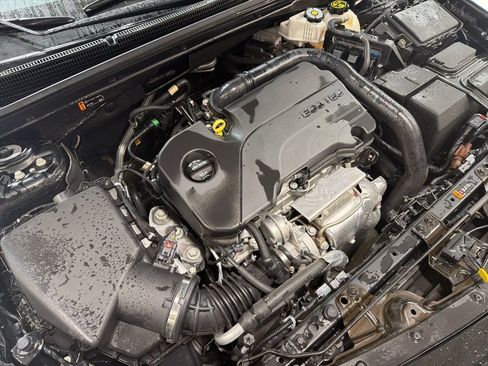 Used 2024 Chevrolet Malibu LT image 10