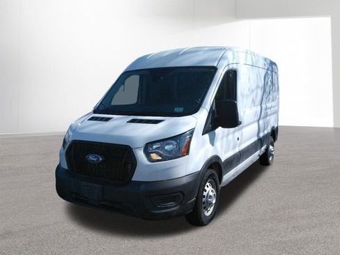 Used 2023 Ford Transit 250 Medium Roof image 8