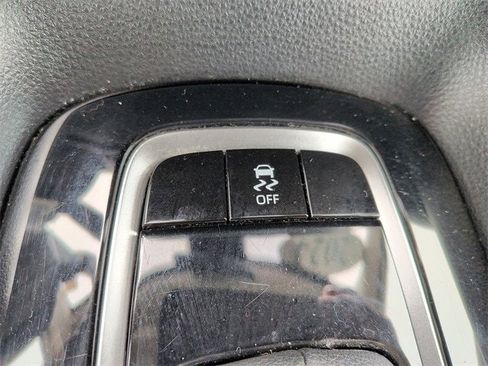 Certified 2024 Toyota Corolla LE image 24