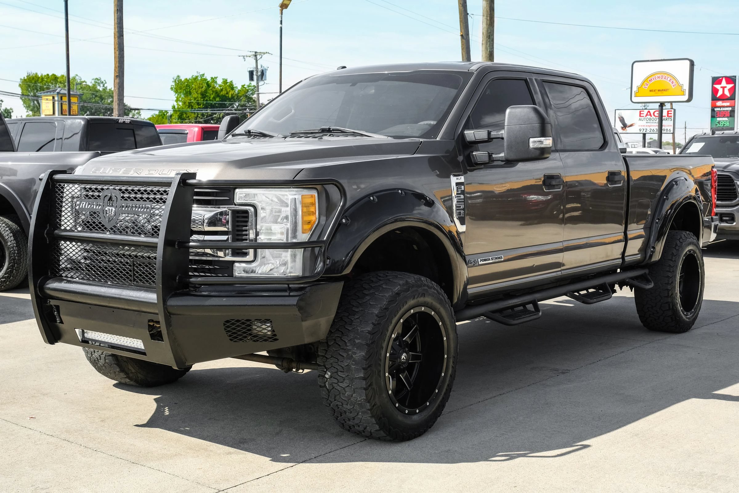 Used 2017 Ford F250 XLT w/ XLT Value Package AWD/4WD image 15