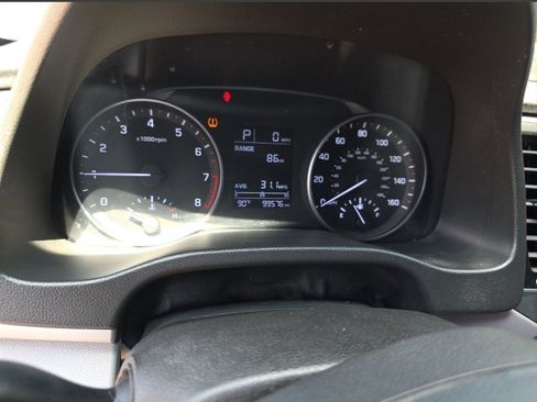 Used 2017 Hyundai Elantra SE image 21