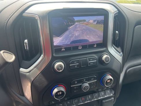 Used 2022 Chevrolet Silverado 1500 LTZ AWD/4WD image 15