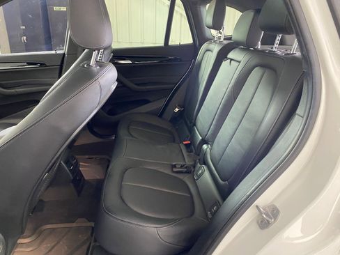 Used 2018 BMW X1 xDrive28i image 14