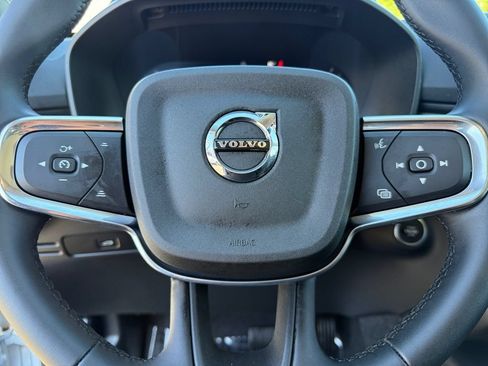 Used 2026 Volvo XC40 B5 Plus AWD/4WD image 20