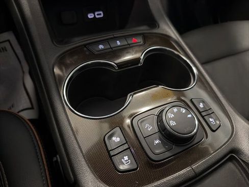 Used 2023 GMC Acadia AT4 w/ Preferred Package image 28