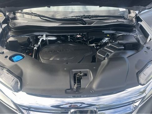 Used 2019 Honda Pilot Touring image 40