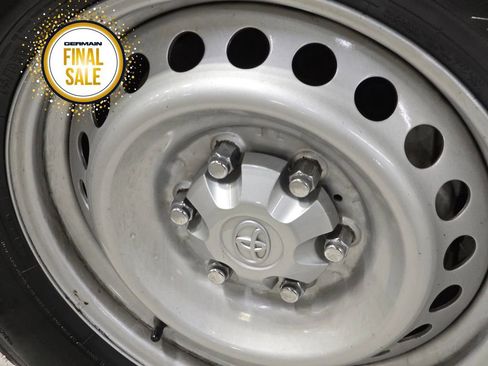 Used 2024 Toyota Tacoma SR image 10