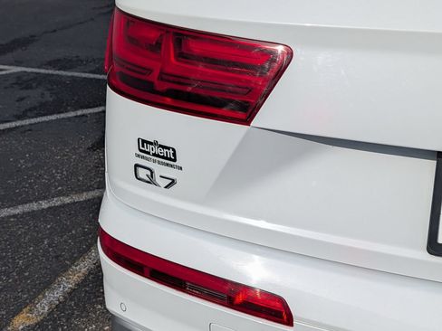 Used 2017 Audi Q7 2.0T Premium AWD/4WD image 5