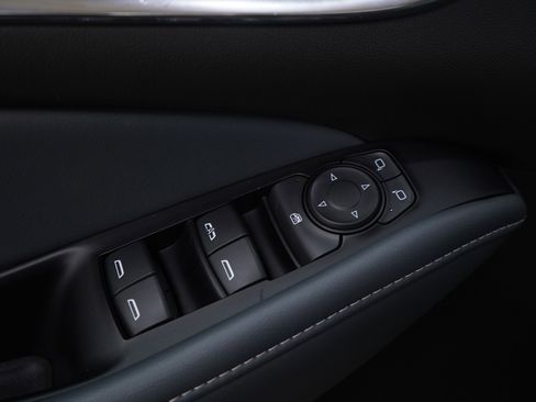 Used 2023 Buick Enclave Essence w/ Experience Buick Package image 23