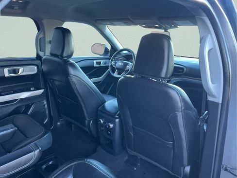 Used 2021 Ford Explorer Limited w/ Equipment Group 301A image 21