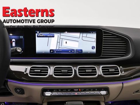 Used 2025 Mercedes-Benz GLE 450e 4MATIC image 17