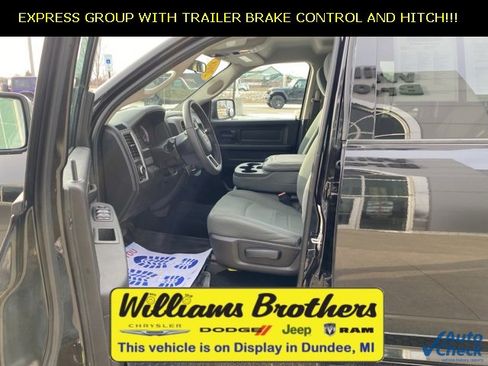 Used 2018 RAM 1500 Express w/ Black Ram 1500 Express Group image 11