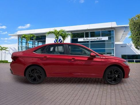 New 2026 Volkswagen Jetta SE FWD image 8