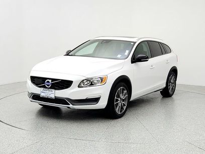 Used 2016 Volvo V60 T5 Cross Country w/ Convenience Package