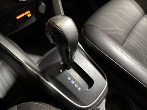 Used 2021 Chevrolet Trax LT FWD image 17