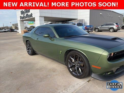 Used 2023 Dodge Challenger R/T w/ Blacktop Package image 3