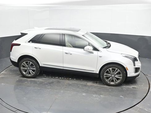 Used 2022 Cadillac XT5 Premium Luxury w/ Technology Package image 37