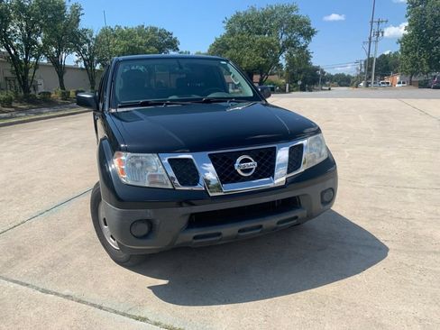 Used 2016 Nissan Frontier S RWD image 5
