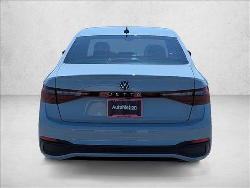 New 2026 Volkswagen Jetta SE FWD image 6