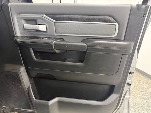 Used 2020 RAM 2500 Big Horn image 34