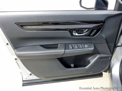 Used 2025 Honda CR-V Sport Touring image 20
