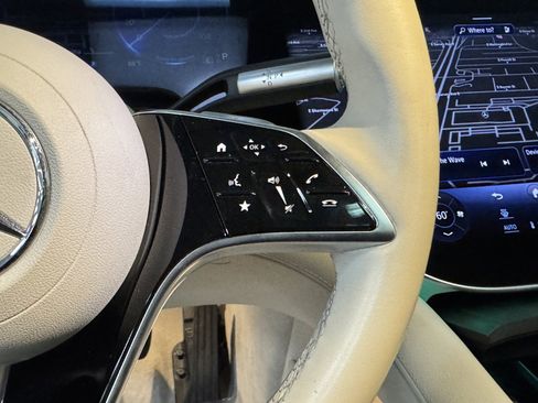 Used 2023 Mercedes-Benz EQS 580 4MATIC Sedan image 30