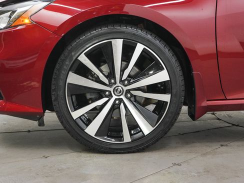Used 2022 Nissan Altima 2.5 Platinum AWD/4WD image 29