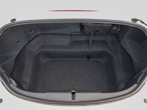 Used 2025 MAZDA MX-5 Miata Club RWD image 15
