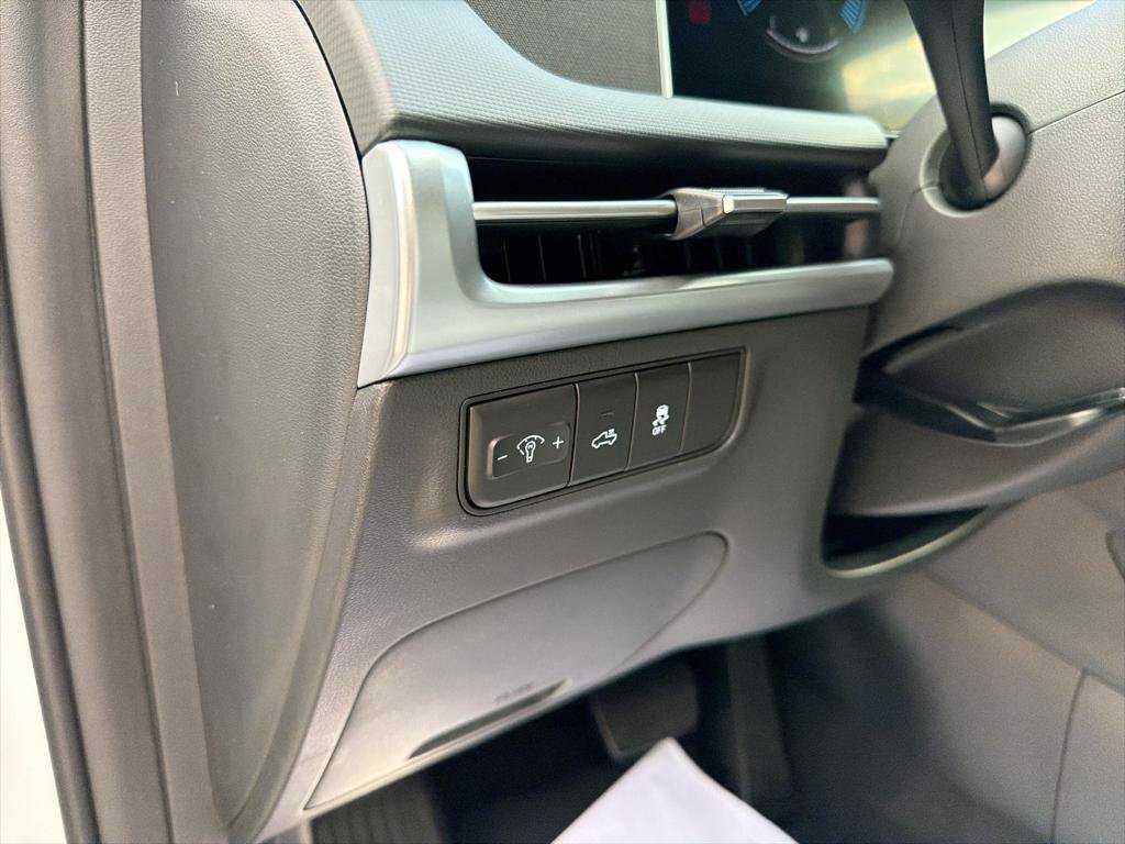 New 2026 Hyundai Santa Cruz SE AWD/4WD image 16