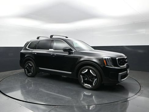 Used 2023 Kia Telluride EX AWD/4WD image 1