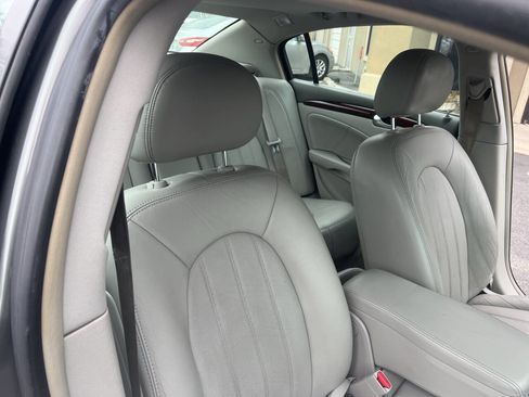 Used 2007 Buick Lucerne CXL image 25