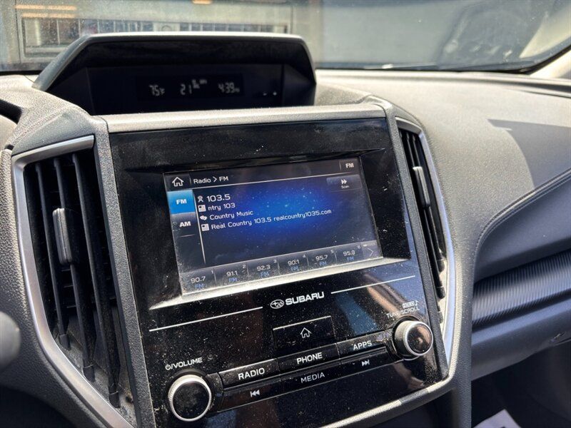 Used 2017 Subaru Impreza 2.0i AWD/4WD image 19