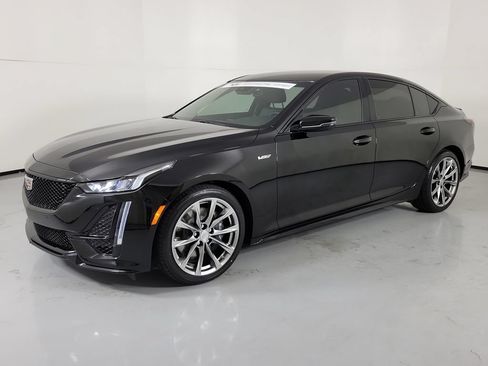 Certified 2024 Cadillac CT5 V RWD image 7