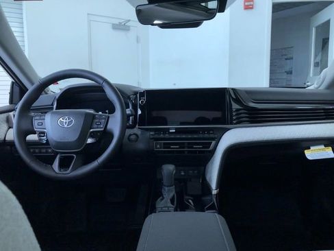 New 2026 Toyota Camry XLE AWD/4WD image 17