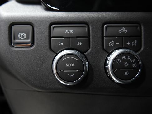 New 2026 GMC Sierra 1500 Elevation image 27