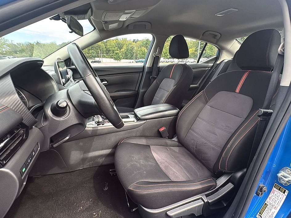 Certified 2025 Nissan Sentra SR FWD image 14
