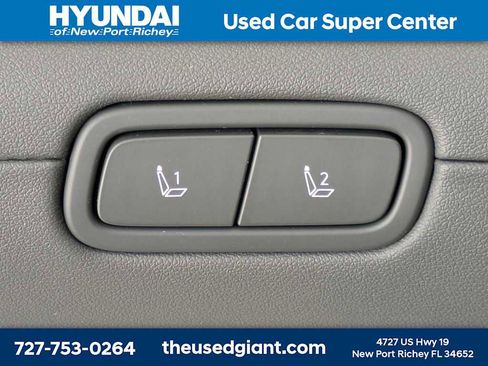 Used 2025 Hyundai Tucson Limited AWD/4WD image 26