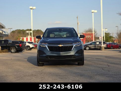 Used 2024 Chevrolet Equinox LS image 2
