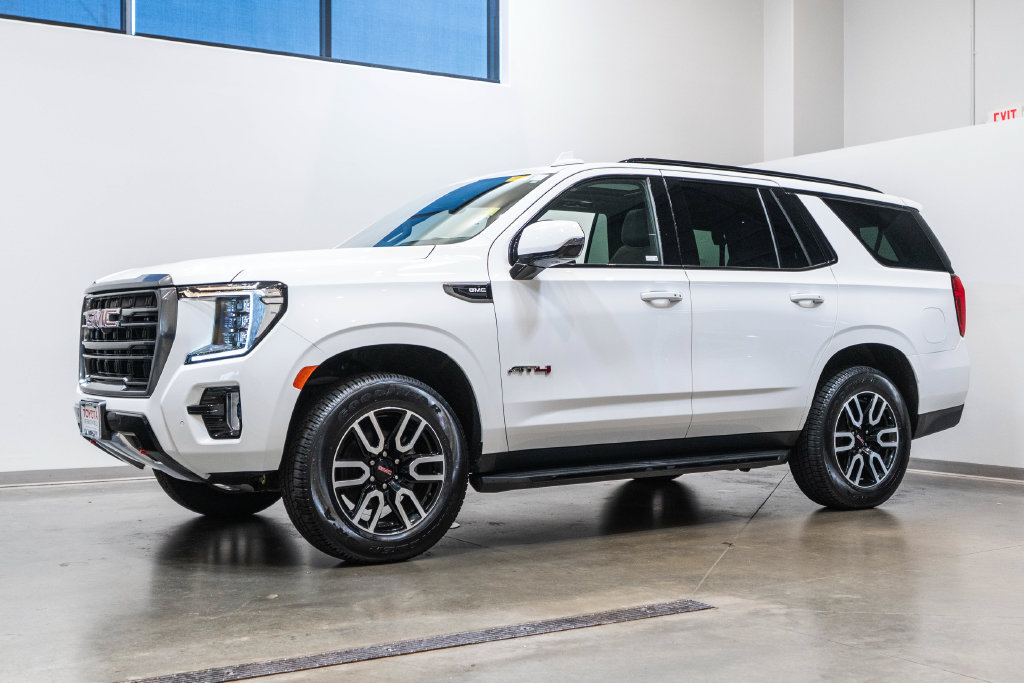 Used 2021 GMC Yukon AT4 AWD/4WD image 3