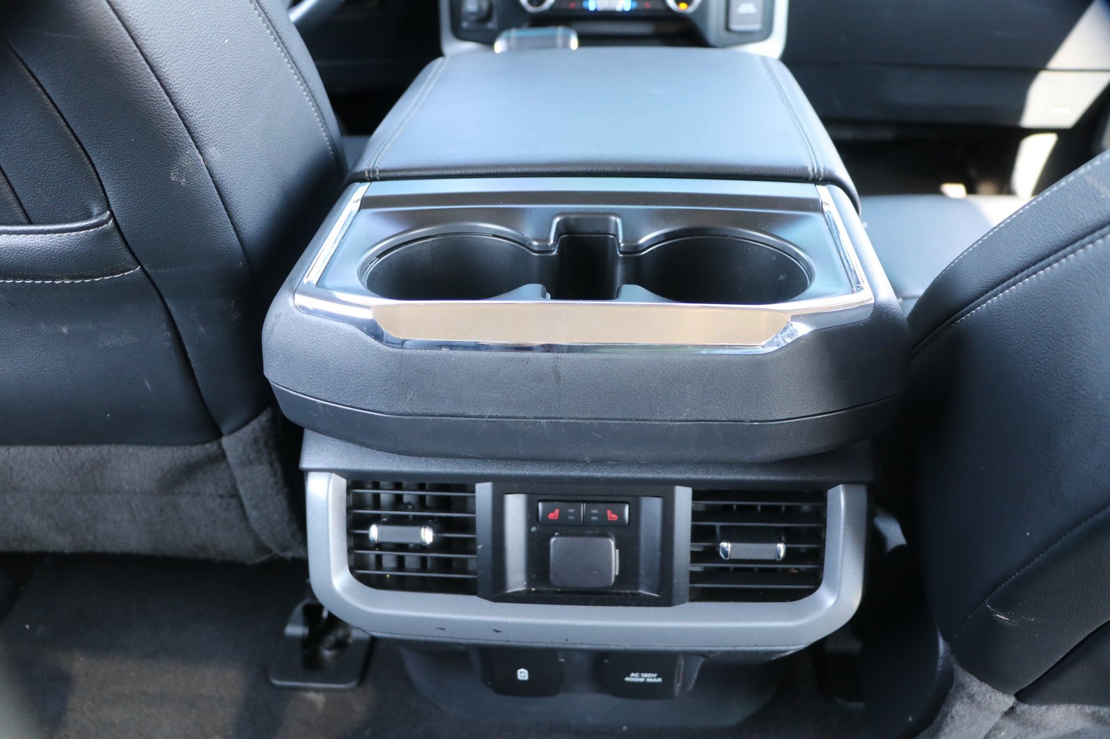 Used 2023 Ford F150 Lariat w/ Equipment Group 502A High AWD/4WD image 31
