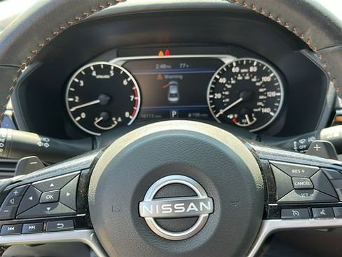 Certified 2023 Nissan Altima 2.5 SR w/ SR Premium Package AWD/4WD image 11