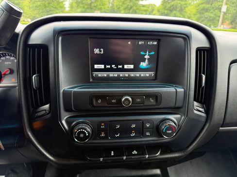Used 2019 Chevrolet Silverado 2500 W/T w/ WT Convenience Package RWD image 24