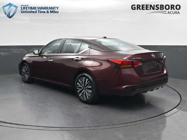 Used 2025 Nissan Altima 2.5 SV FWD image 8