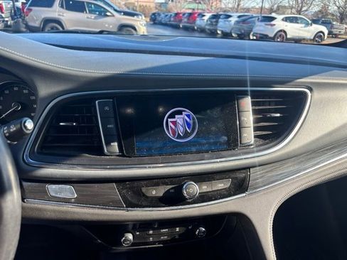 Used 2024 Buick Enclave Essence w/ Sport Touring Edition image 10