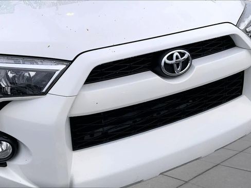 Used 2019 Toyota 4Runner SR5 Premium RWD image 29