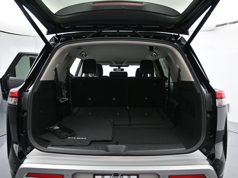 New 2025 Nissan Pathfinder SL image 23